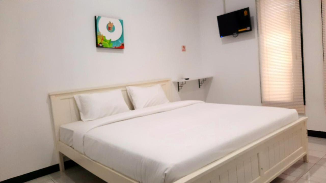 Cozy Stay Kupang Kupang  Exterior foto