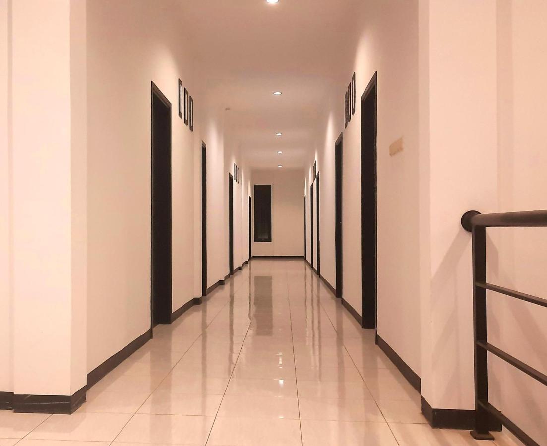 Cozy Stay Kupang Kupang  Exterior foto