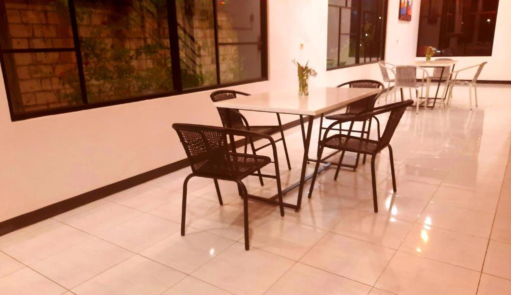 Cozy Stay Kupang Kupang  Exterior foto